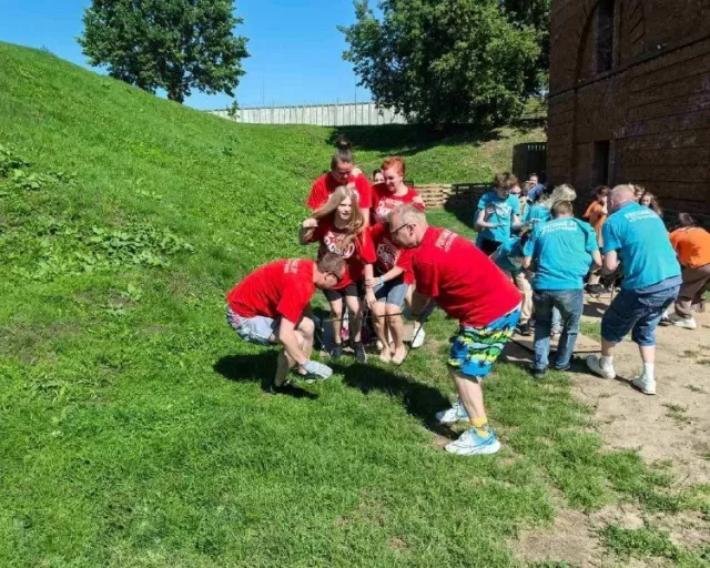 ОАО "Моготекс" попробовало себя в квест-шоу "Форт Бобр Ярд"